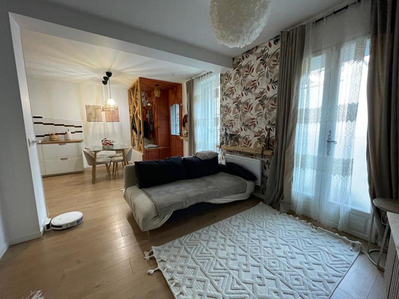 Maison - 76 m² - 4 pièces