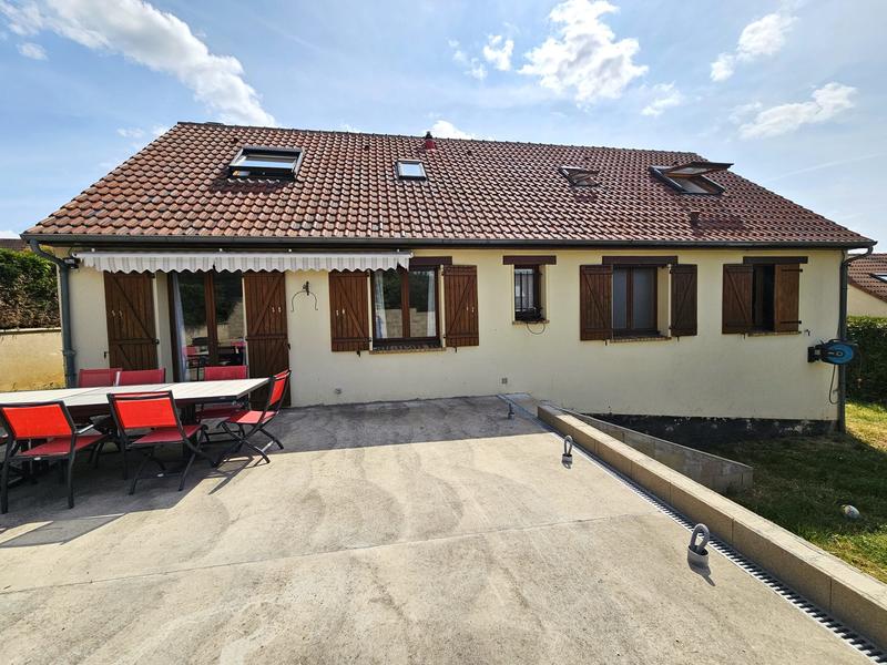 Maison - 149 m² - 7 pièces