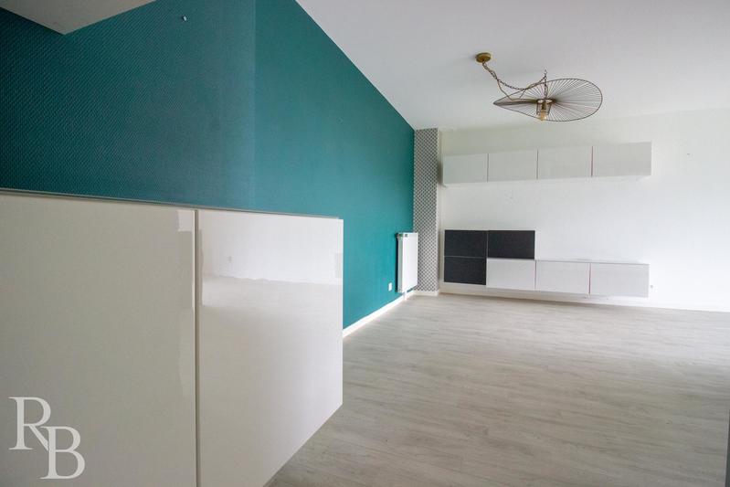 Appartement - 80 m² - 4 pièces