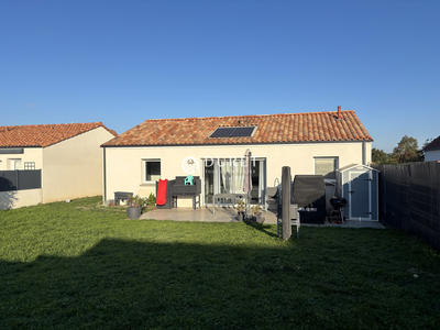 Maison - 81 m² - 5 pièces