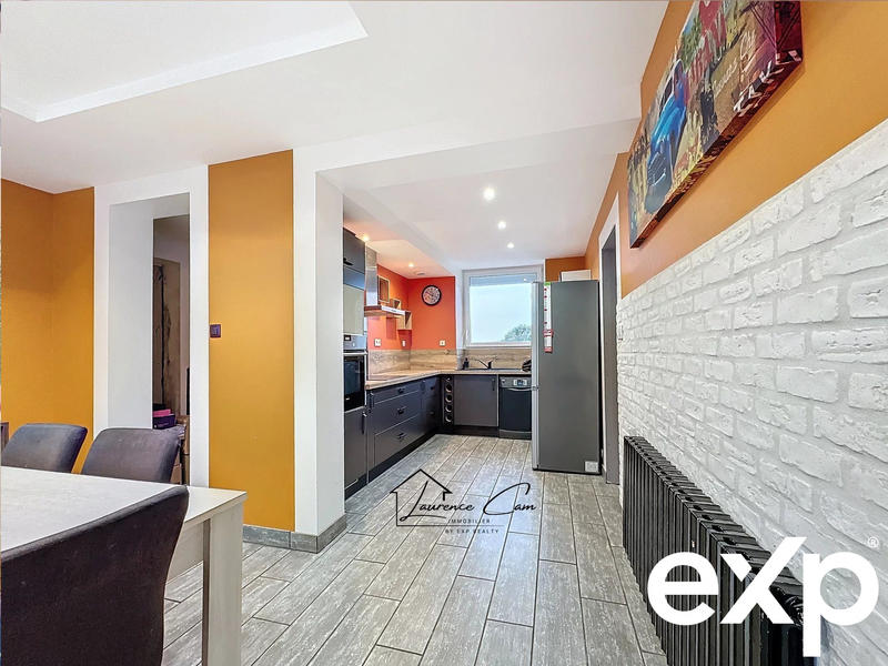 Maison - 80 m² - 5 pièces