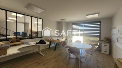 Local commercial - 1 160 m² - 12 pièces