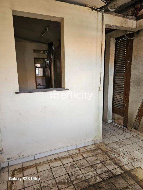 Immeuble - 284 m² - 10 pièces