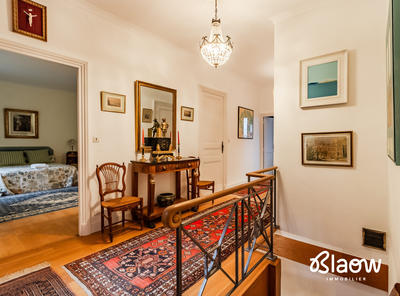 Viager - Maison - 306 m² - 9 pièces