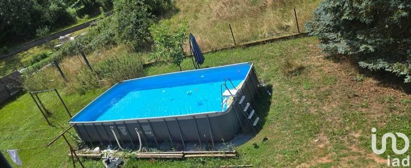 Maison - 202 m² - 9 pièces