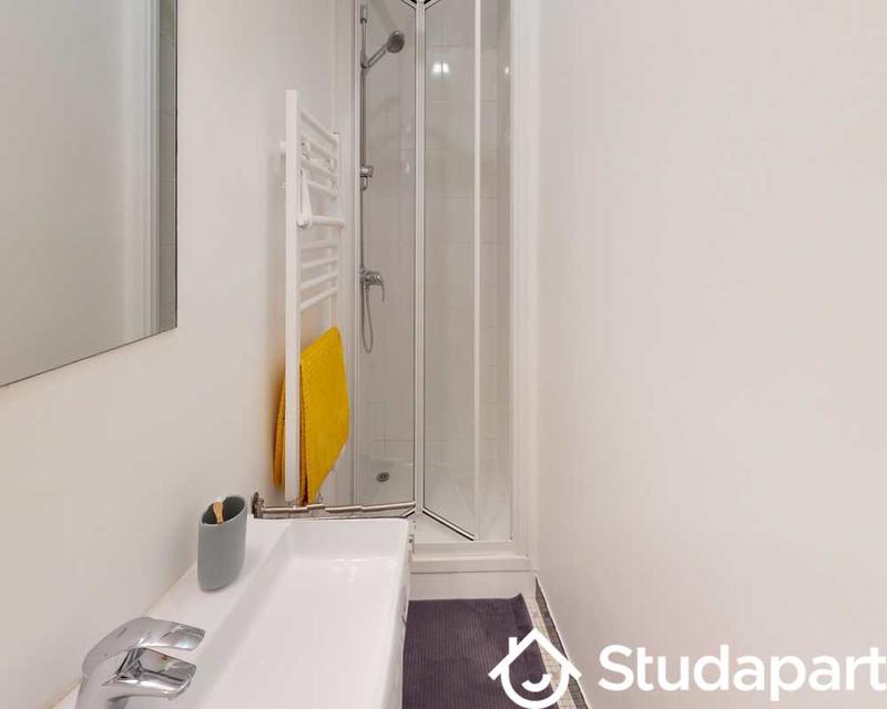 Chambre - 50 m² - 1 pièce