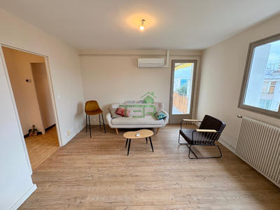 Appartement - 70 m² - 3 pièces