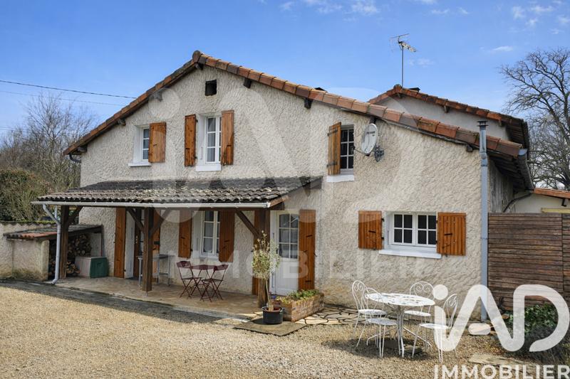Maison de village - 104 m² - 5 pièces