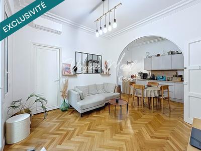 Appartement - 70 m² - 3 pièces