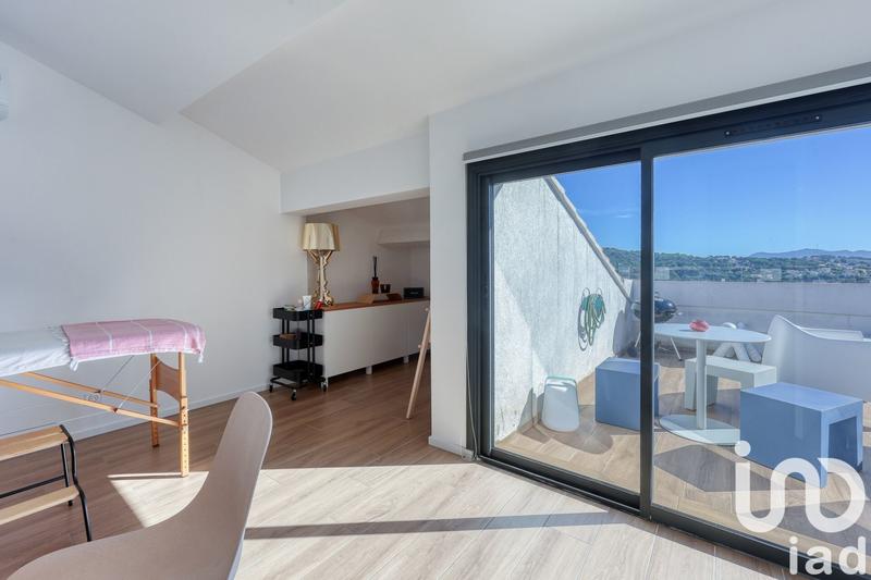 Duplex - 178 m² - 5 pièces