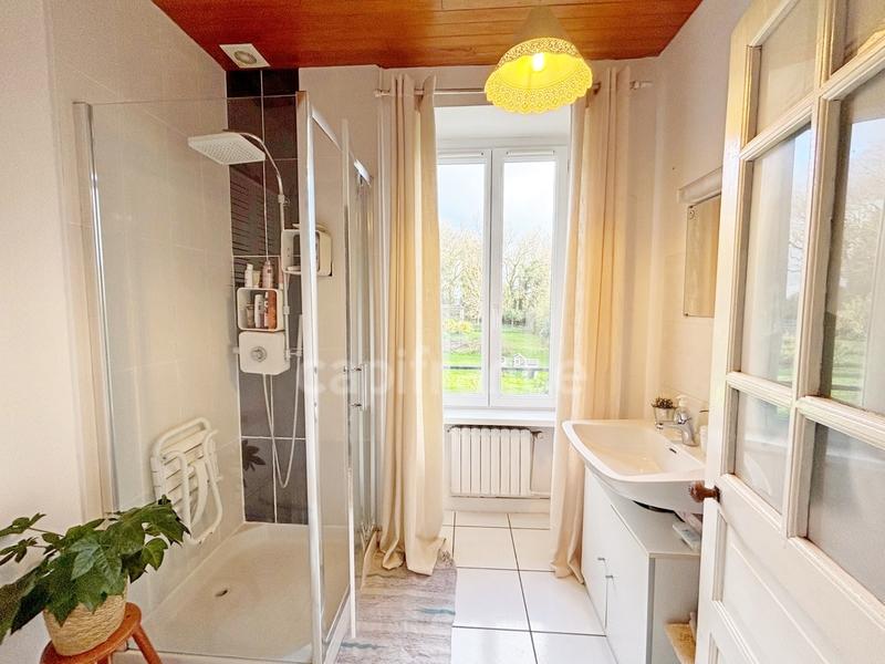 Maison - 96 m² - 5 pièces