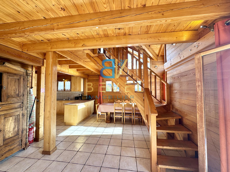Châlet - 136 m² - 6 pièces