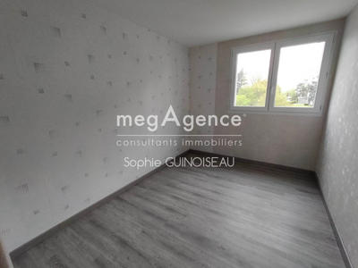 Appartement - 77 m² - 5 pièces