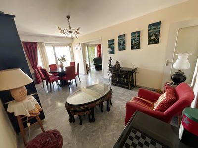 Appartement - 80 m² - 3 pièces