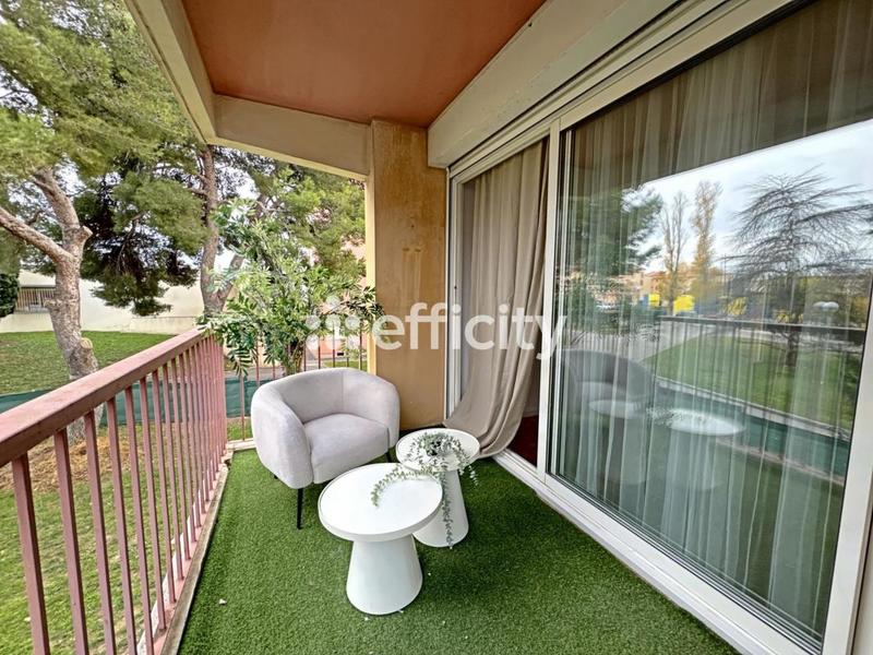 Appartement - 80 m² - 3 pièces