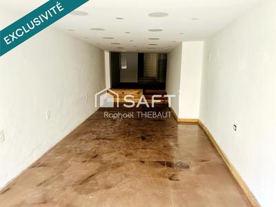 Local commercial - 76 m² - 3 pièces