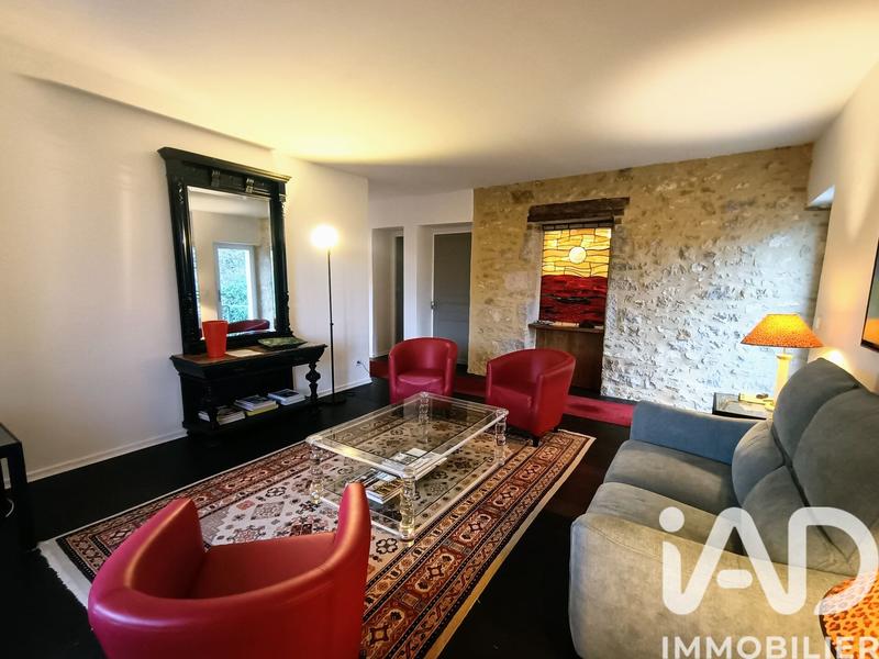 Maison - 318 m² - 7 pièces