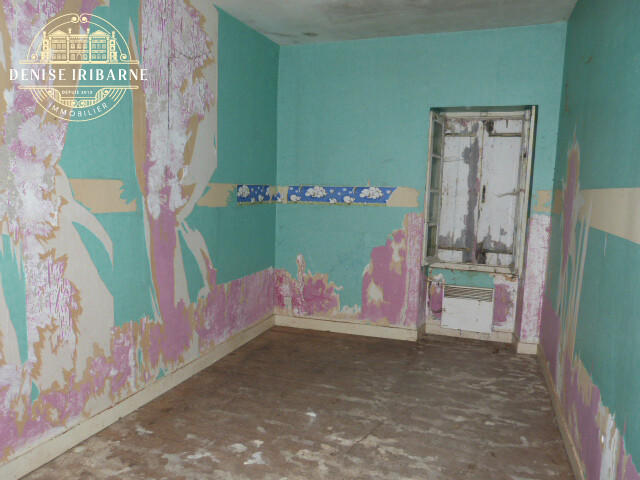 Corps de ferme - 282 m² - 12 pièces