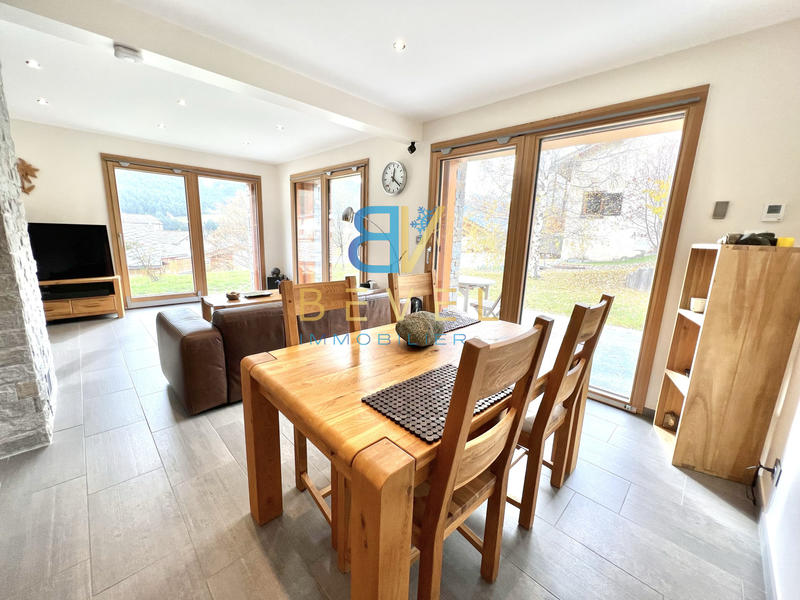 Maison - 160 m² - 4 pièces