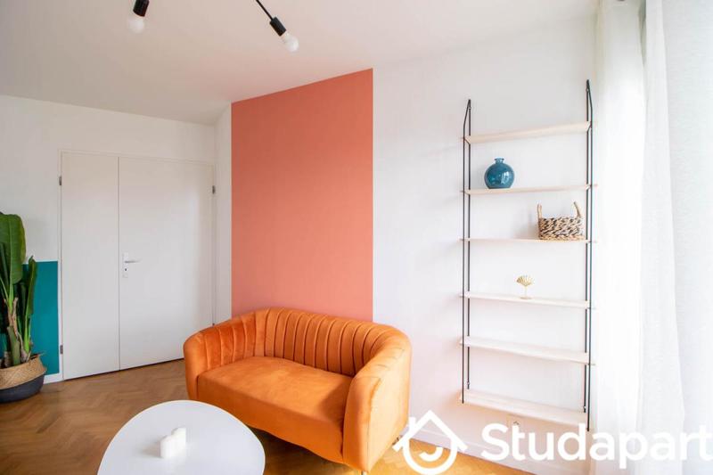 Chambre - 12 m² - 1 pièce