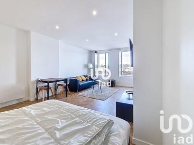 Studio - 40 m² - 2 pièces