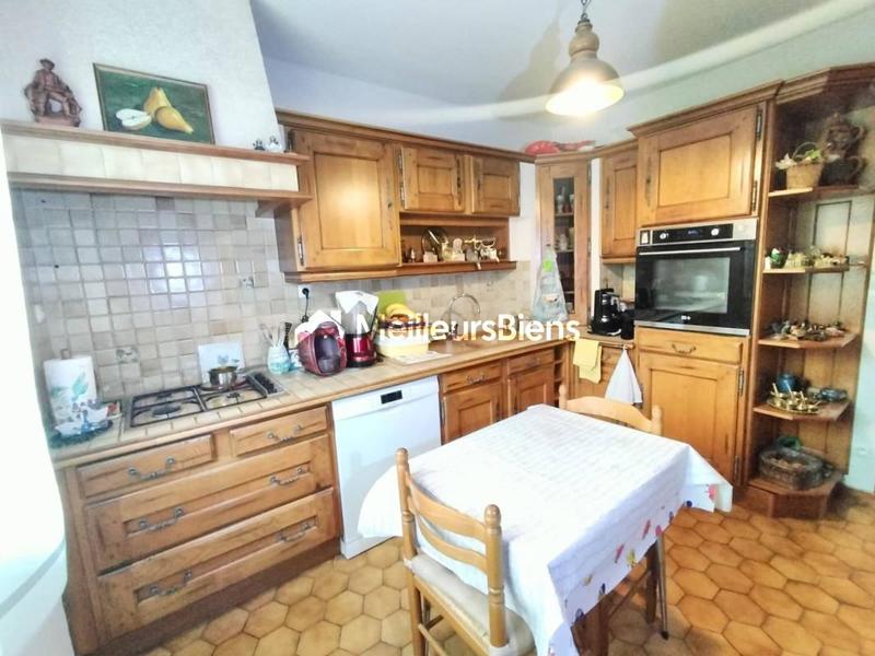 Maison - 121 m² - 6 pièces