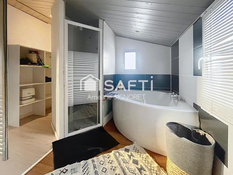 Villa - 170 m² - 6 pièces