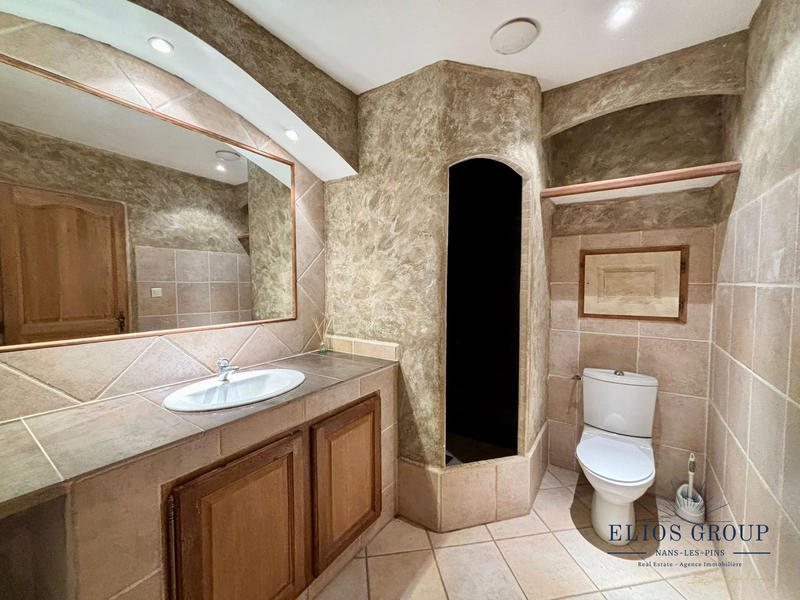 Maison - 158 m² - 4 pièces