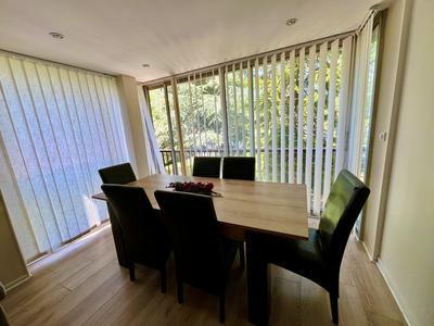 Appartement - 105 m² - 6 pièces