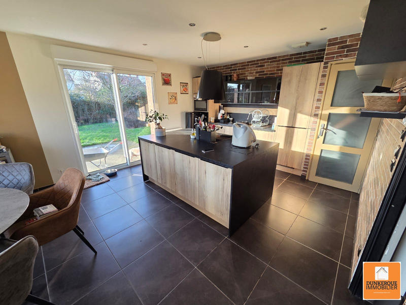 Maison - 109 m² - 5 pièces