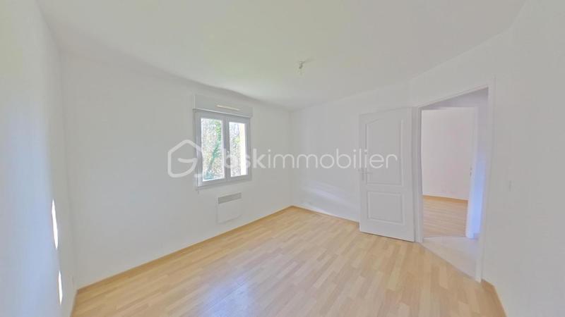 Pavillon - 93 m² - 4 pièces