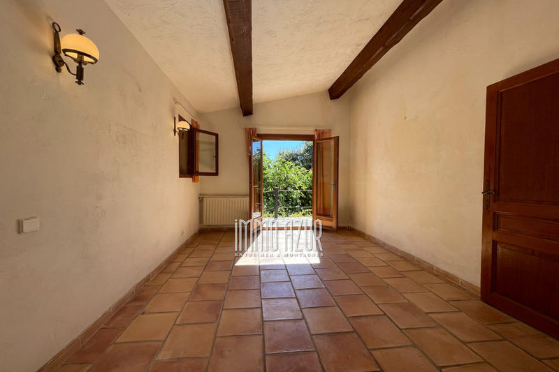 Villa - 170 m² - 6 pièces