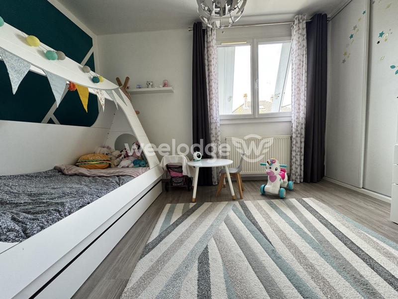 Maison - 75 m² - 5 pièces