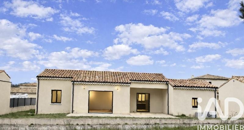 Maison - 91 m² - 5 pièces