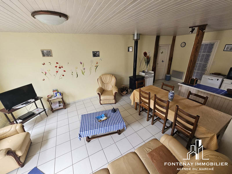 Maison - 220 m² - 11 pièces