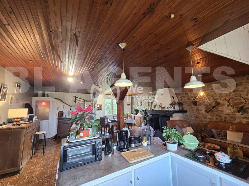 Maison ancienne - 111 m² - 4 pièces