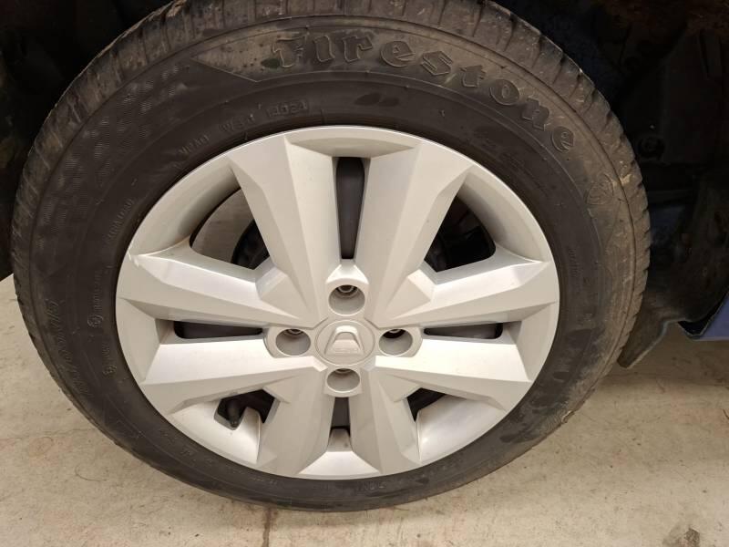 Dacia Sandero SCe 65 Essentiel