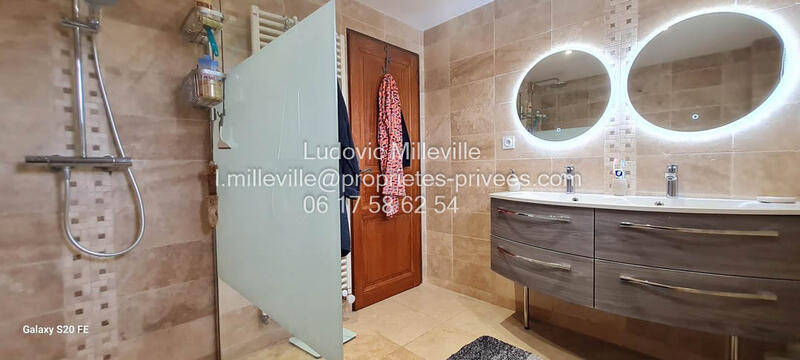 Villa - 160 m² - 6 pièces
