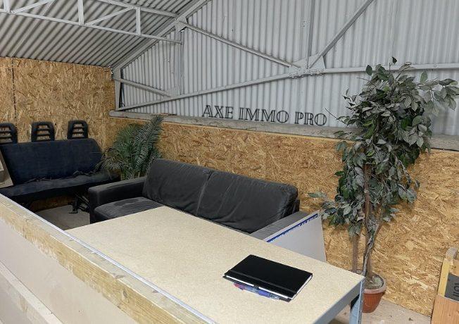 Local d'activités - 230 m² - 4 pièces