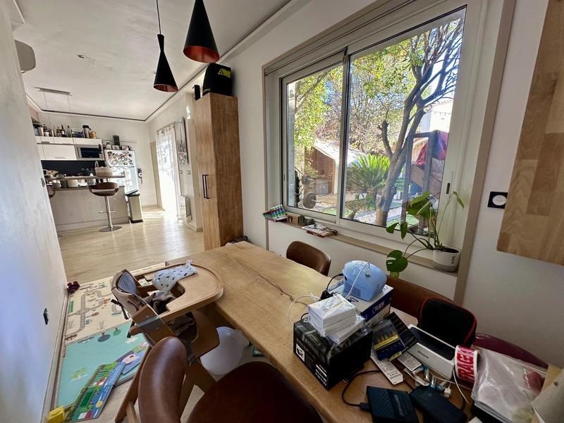 Maison de ville - 100 m² - 4 pièces