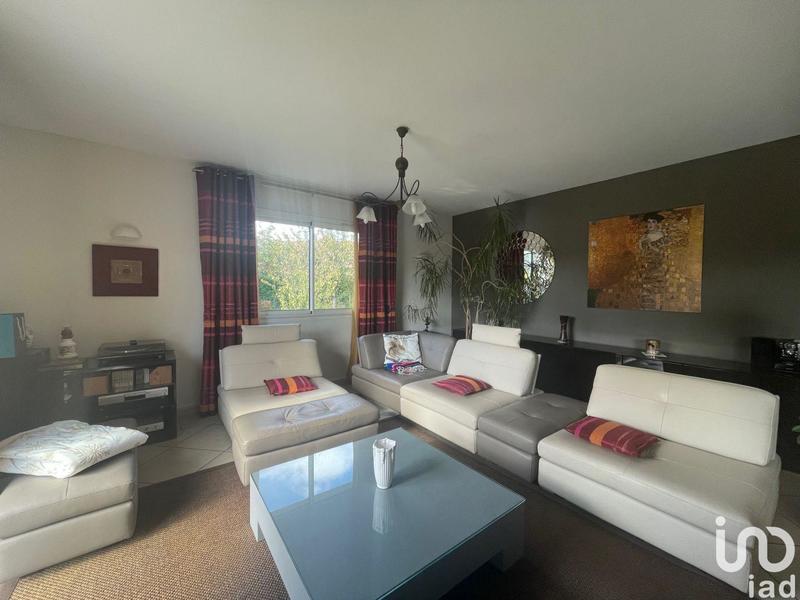 Maison - 238 m² - 5 pièces