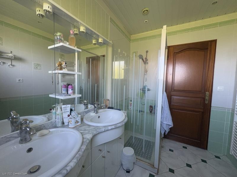 Maison - 176 m² - 5 pièces