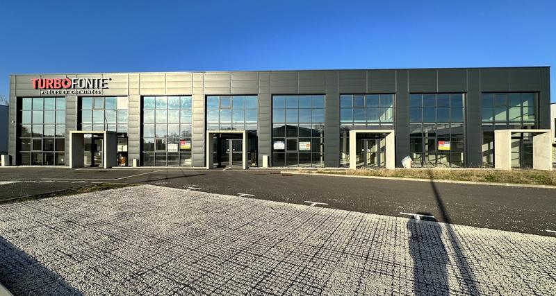 Local d'activités - 240 m² - 4 pièces