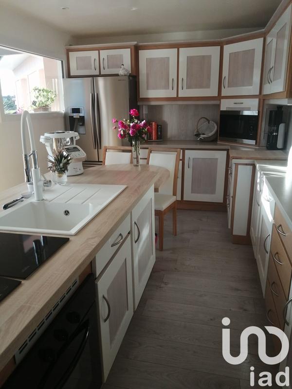 Maison - 208 m² - 4 pièces