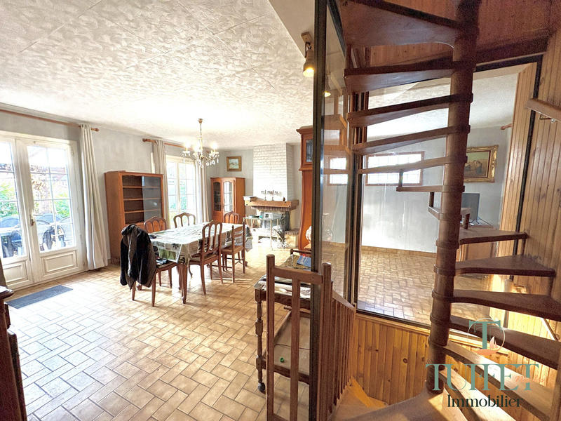 Maison - 119 m² - 6 pièces