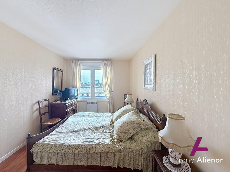 Appartement - 106 m² - 4 pièces