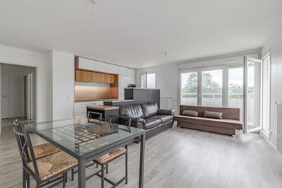 Appartement - 81 m² - 4 pièces