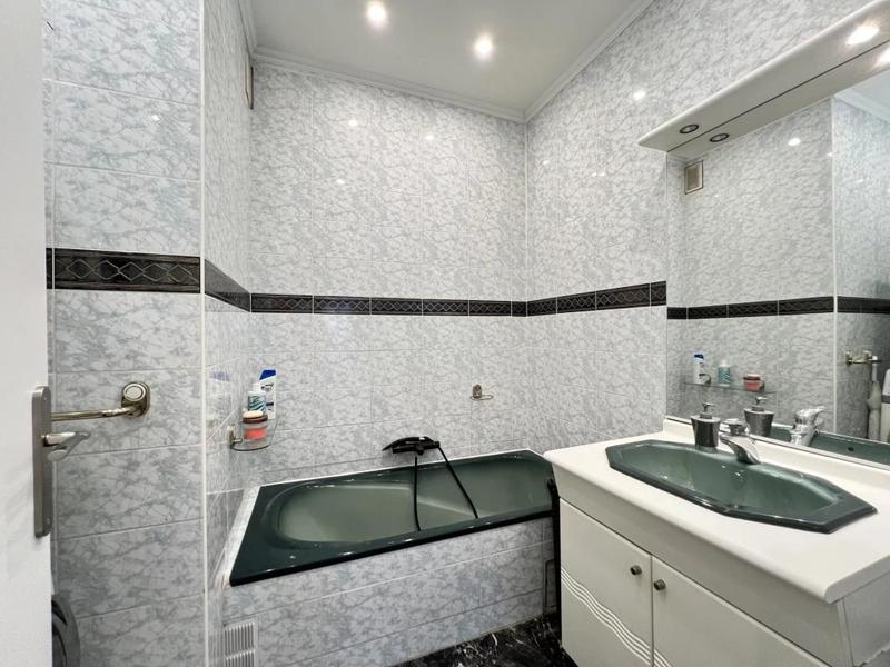 Appartement - 101 m² - 4 pièces