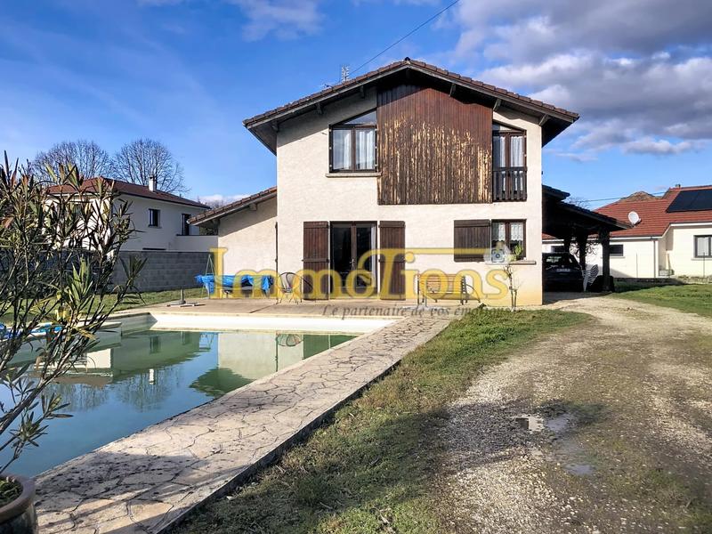 Maison - 98 m² - 4 pièces