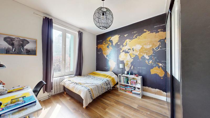 Maison - 120 m² - 5 pièces